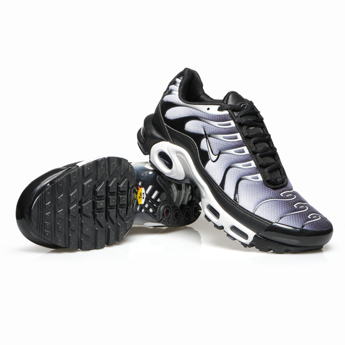 Air Max Tn Plus Importado Premium - Black Metallic